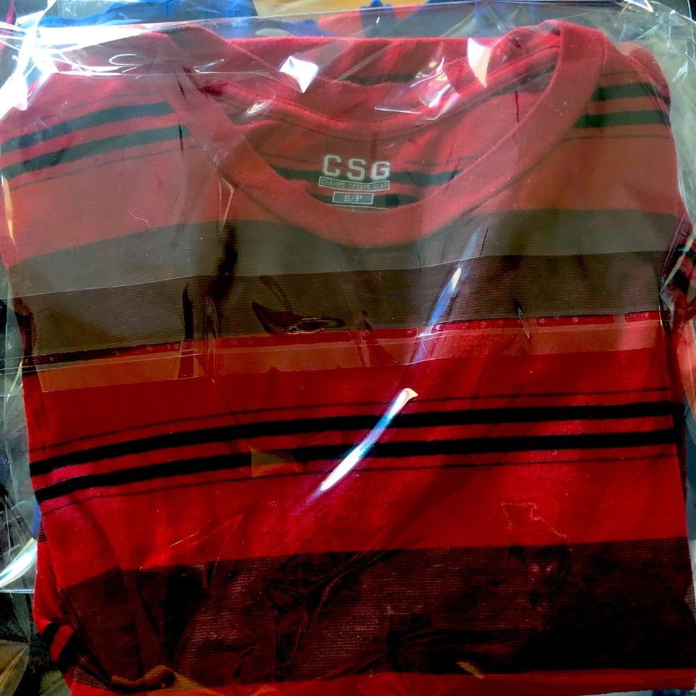 Mens Champs Sports Gear Short Sleeve Shirt Size S